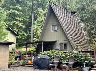 825 Hidden Homestead Rd, Myrtle Creek, OR 97457