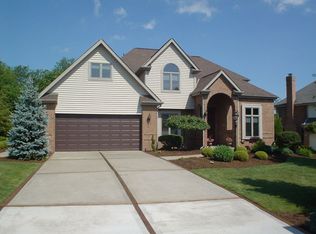 141 Sewickley Farm Cir, Mars, PA 16046