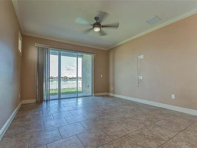 19391 Long Lake Ranch Blvd — Photo 11