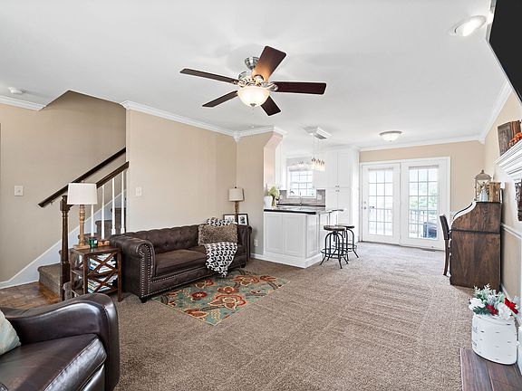 5th image of 1054 Beck Cir