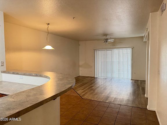 2nd image of 920 E DEVONSHIRE Avenue #2012