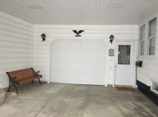 1006 W 4th St, Morris, MN 56267