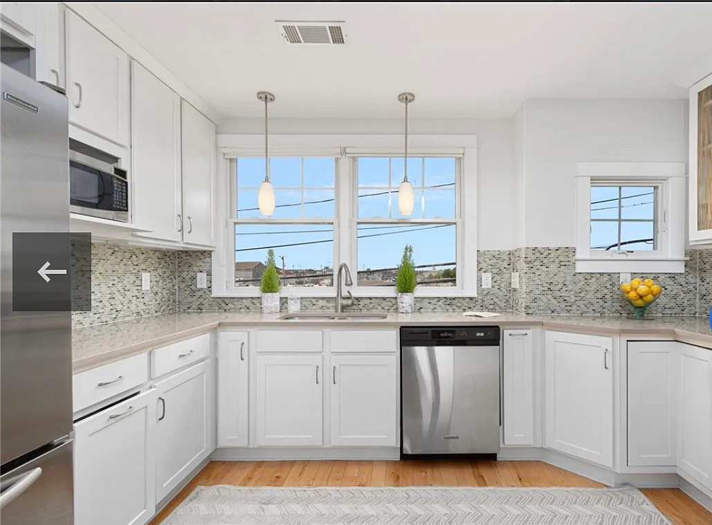 2 bed, 2.5 bath, 1200 sqft, $2,650 — Photo 4