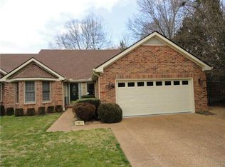 11 Kensington Ln #11, Tullahoma, TN 37388