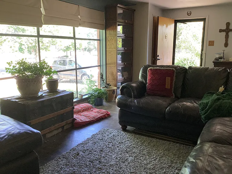 345 Main St — Photo 7