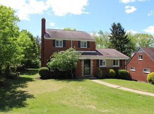 830 Wainwright Dr, Pittsburgh, PA