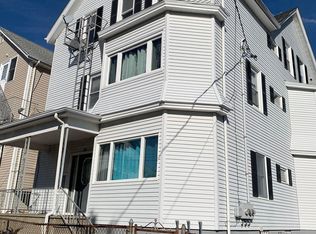 132 Buffinton St #3, Fall River, MA 02721