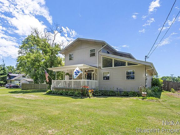 3rd image of 158 Wilson St