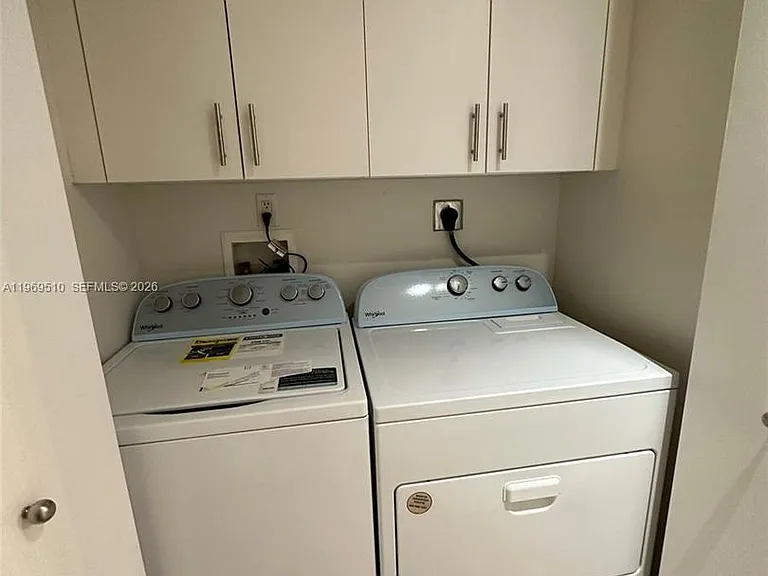 801 Brickell Key Blvd #809 — Photo 8