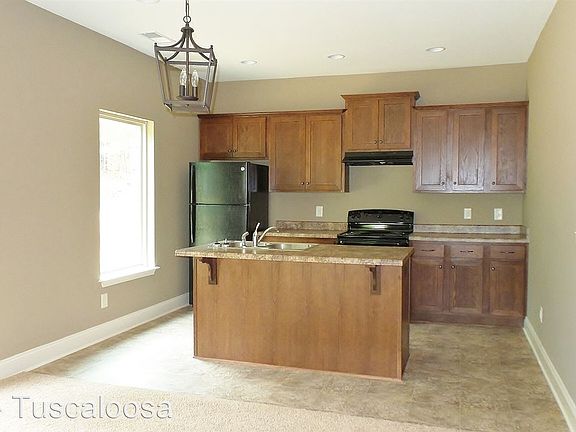 4th image of 5605 Barretts Trace Ln
