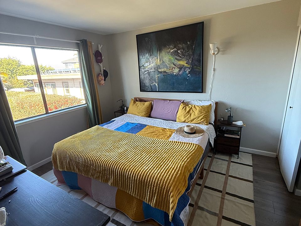 1st image of 6025 Jordan Ave #2