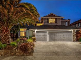 7289 Roxanne Ln, Rohnert Park, CA 94928