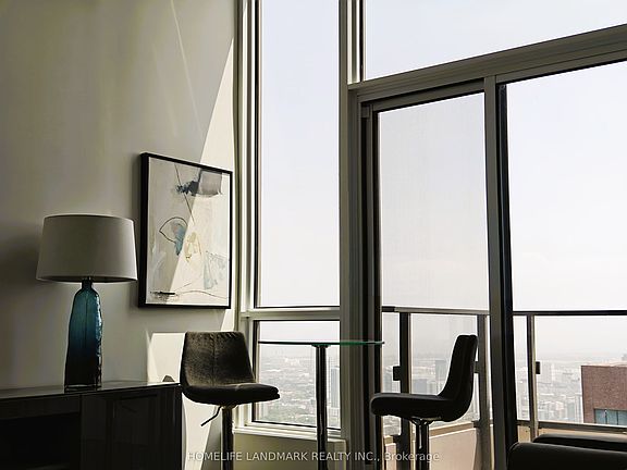 2nd image of 395 Bloor St S #5501