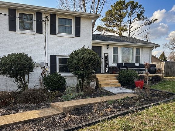 2nd image of 103 Riverwood Dr