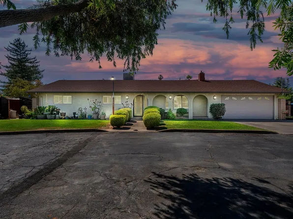 25867 El Vado Dr, Madera, CA 93638