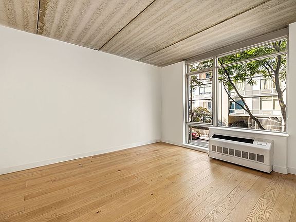 4th image of 175 Spencer St APT 2F