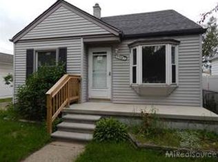 5961 Peck, Warren, MI 48092