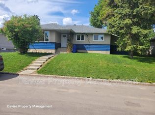 9620 75th St NW #BASEMENT, Edmonton, AB T6C2H9