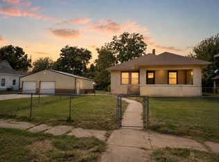 507 N B St, Arkansas City, KS 67005