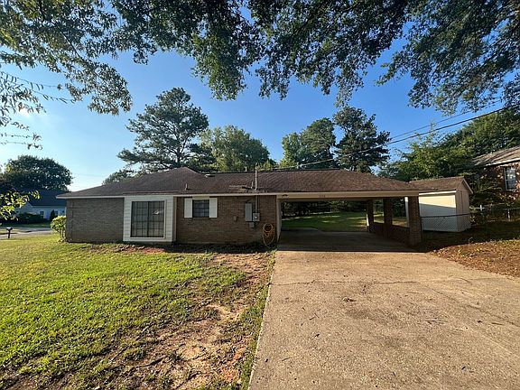 2nd image of 1206 Kingston Green Dr