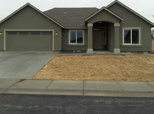 710 5th Ave NE, Ephrata, WA 98823