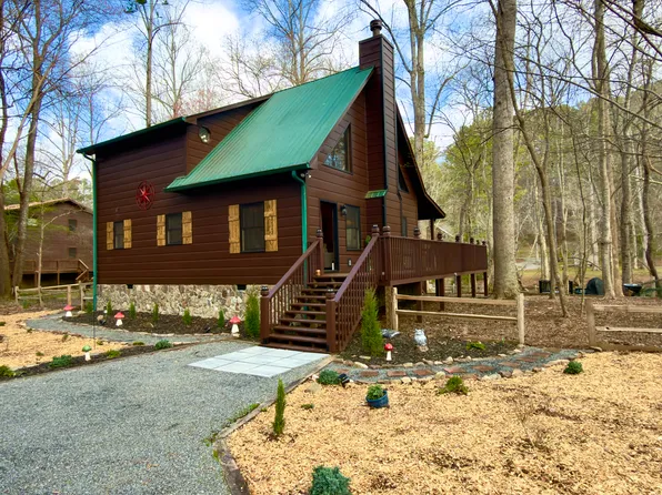 854 Navaho Way, Ellijay, GA 30540