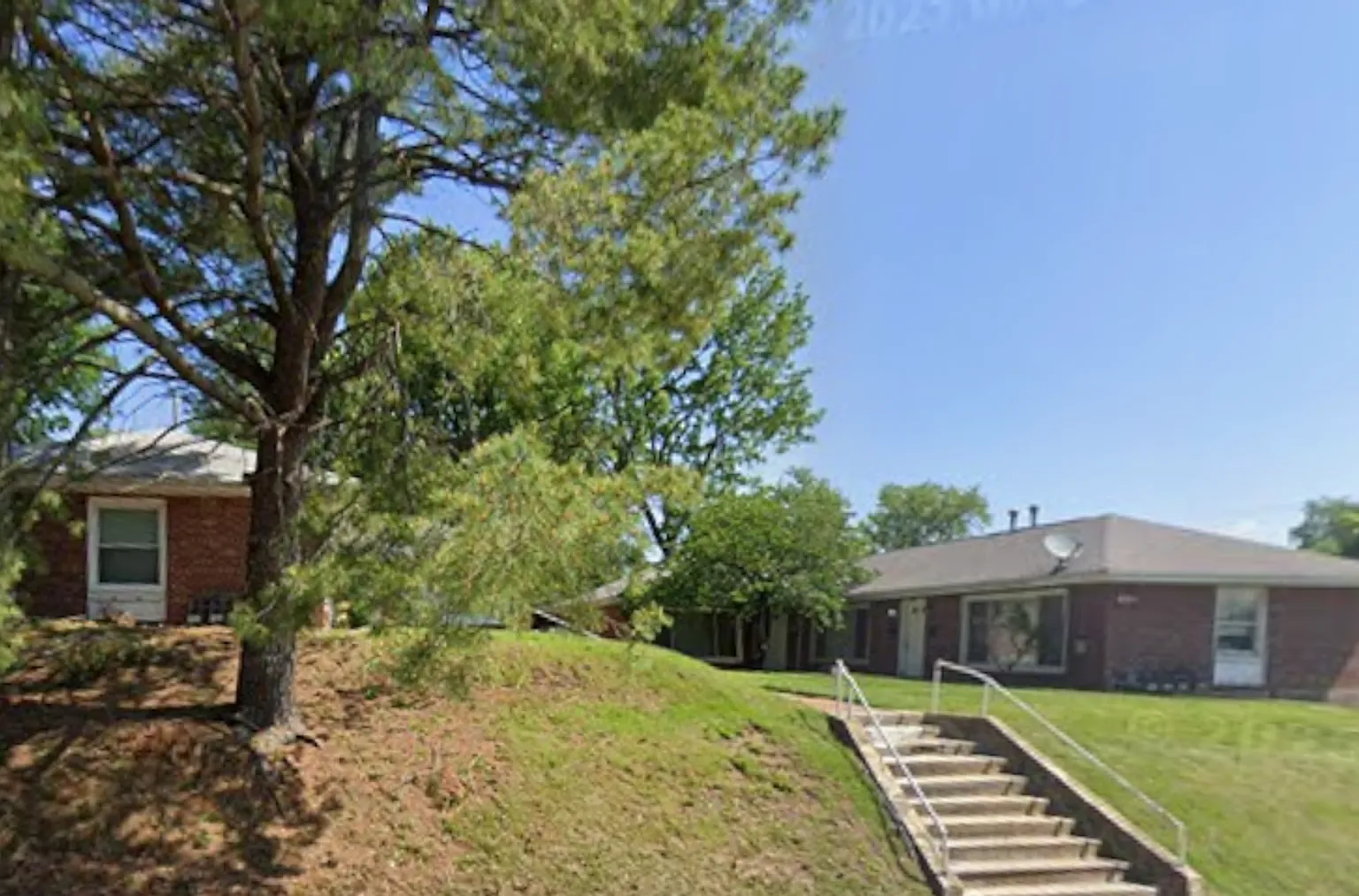 Potomac Apartments — Photo 1