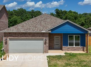 412 Remington Ave, Jones, OK 73049