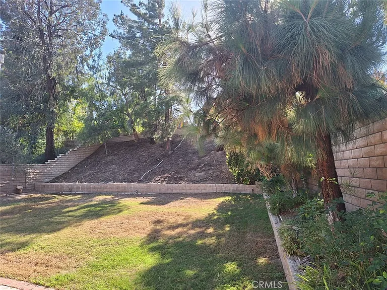 30427 Yosemite Dr — Photo 23