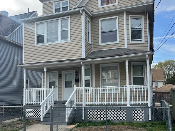 32 Hazelwood Ave Unit 1, Bridgeport, CT 06605