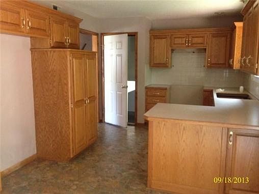 5th image of 1224 SW Southgate Dr