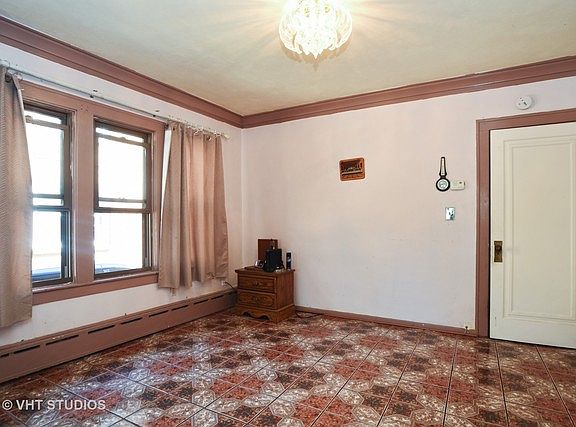 5th image of 805 Massena Ave