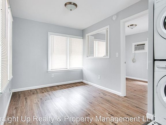 4th image of 1033 Cumberland St #10955946