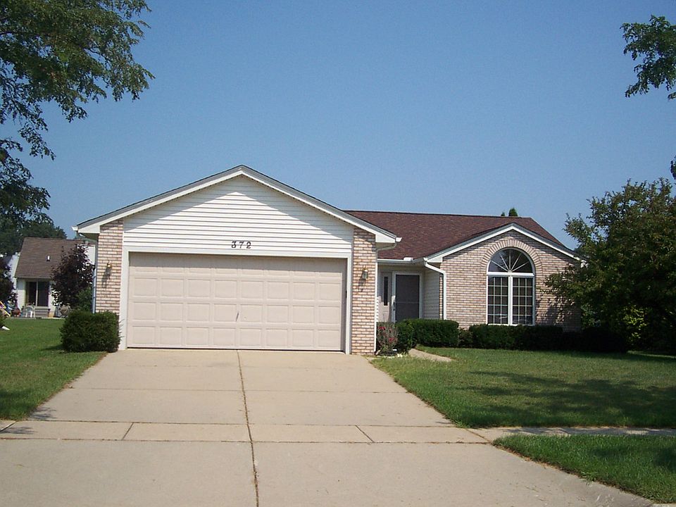 1st image of 372 Berkshire Dr