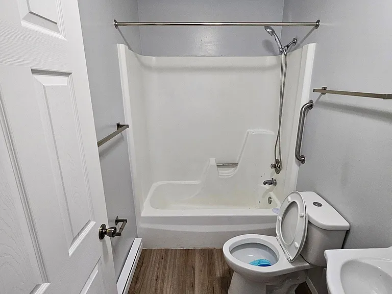 1160 Oakview Dr #7 — Photo 21
