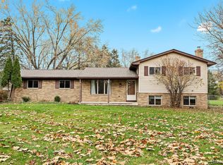 1010 Wing Dr, Ann Arbor, MI 48103