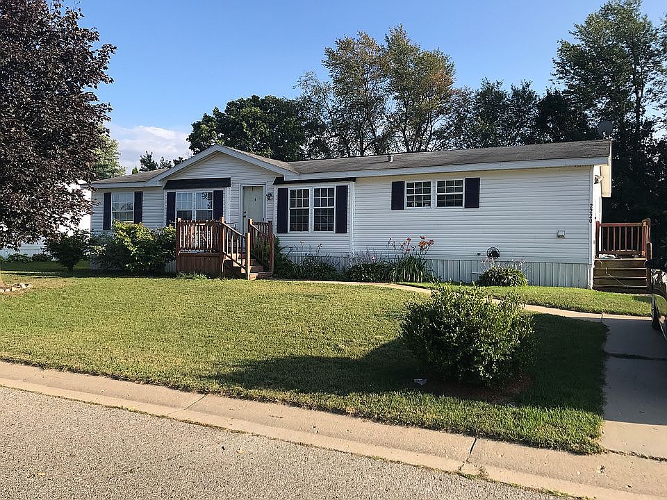 1st image of 2220 Ironwood Dr