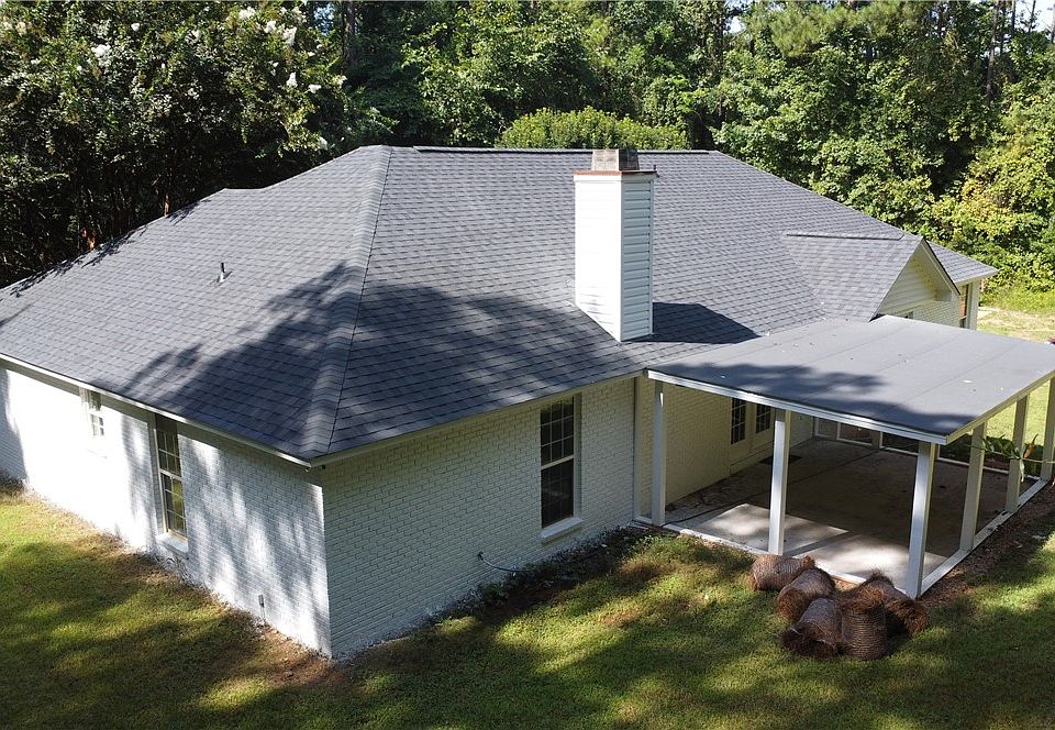 2nd image of 184 Lee Road 2071