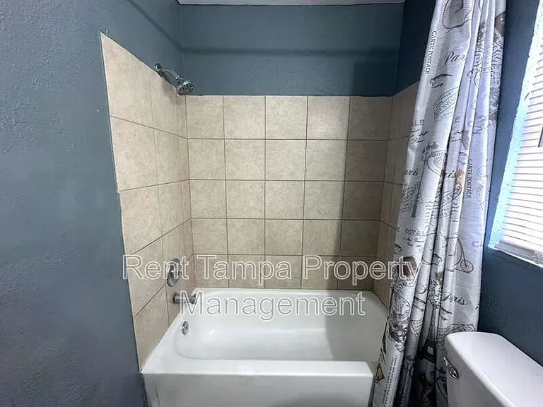 8304 N Mulberry St — Photo 5