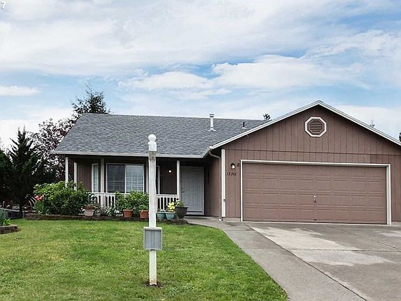 2nd image of 13301 NE 88th Cir
