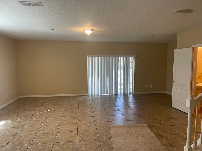 1831 Chatham Place Dr — Photo 10