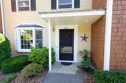 3rd image of 60 Pattison St #44