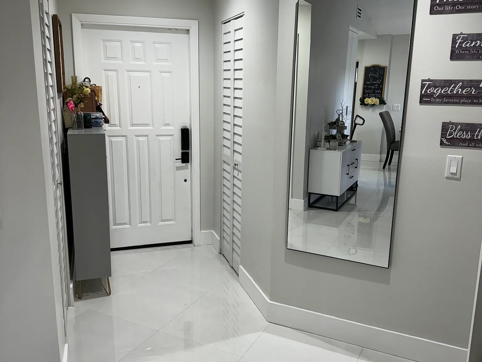 2 bed, 991 sqft, $2,850 — Photo 3