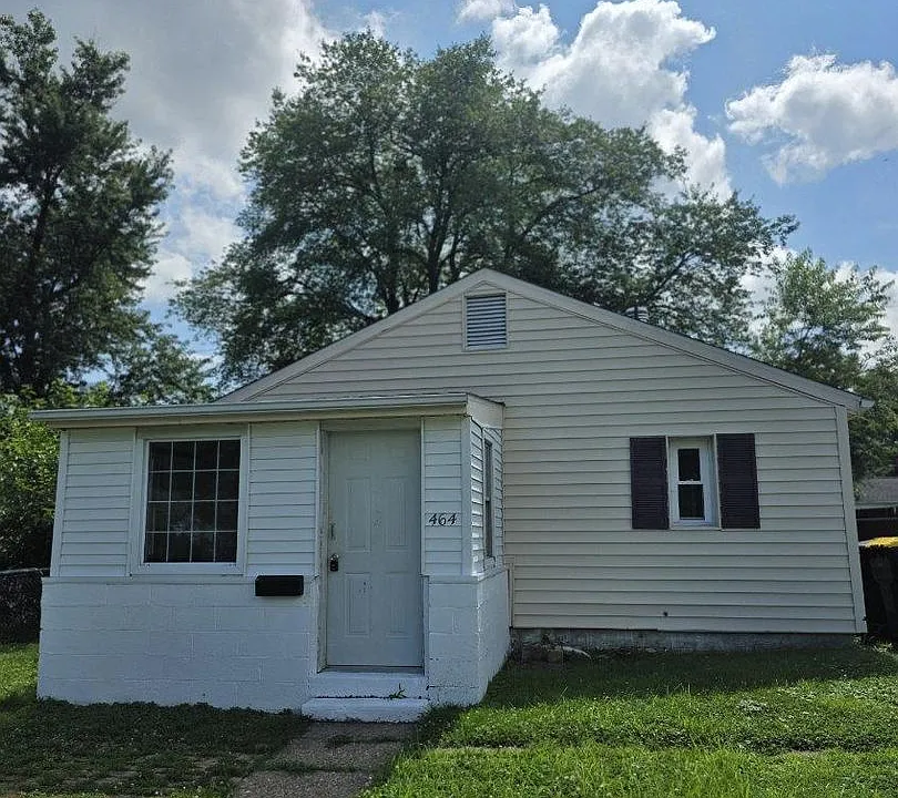 464 Robinson Dr