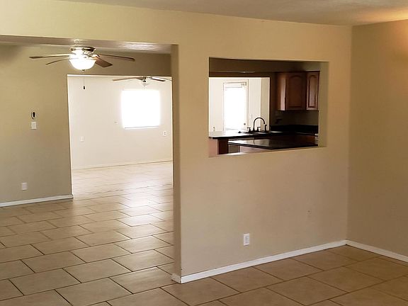 4th image of 7320 N 41st Ave