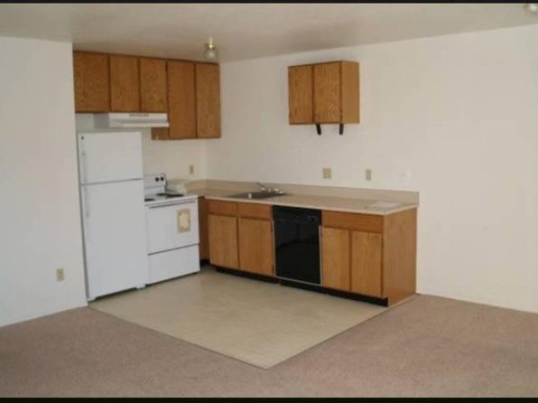 348 Caswell Ave W