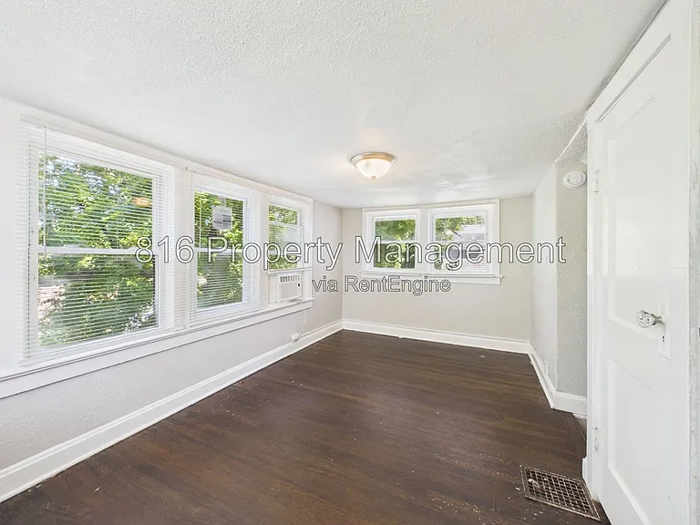 5127 Olive St — Photo 21