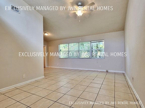 5th image of 7027 Hallock St