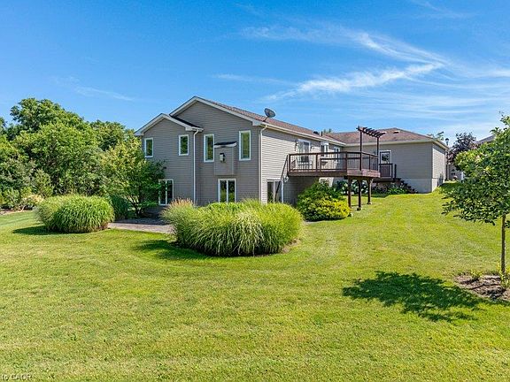 2nd image of 228 Glenariff Dr