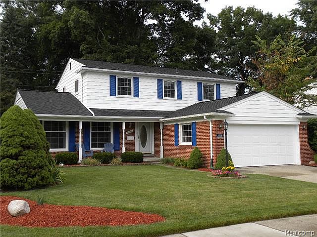 1st image of 41266 Crestwood Dr